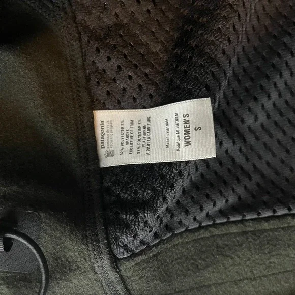 Patagonia Jacket Women's Size S Black Full Zip Company Logo‎ Fleece Lined - Picture 10 of 10